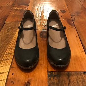 Dansko black wedge